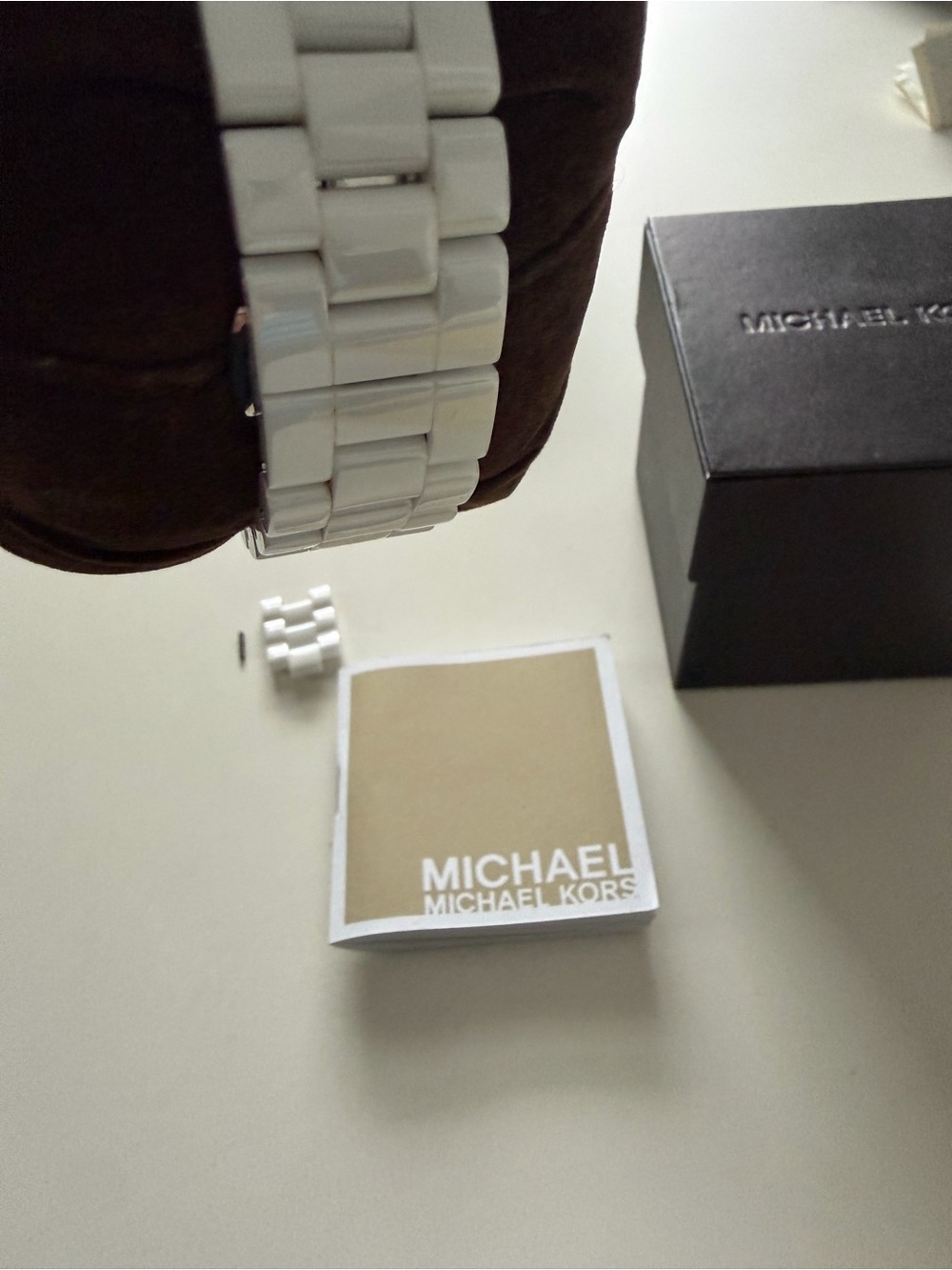 Michael Kors MK5188 Ladies White Ceramic Watch Silver Swarovski Crystals Bezel - Picture 12 of 13